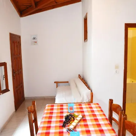 Andre Village Apart-hotel 2*