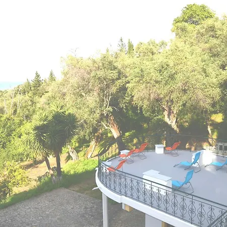 Andre Village 2*