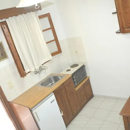 Andre Village 2*